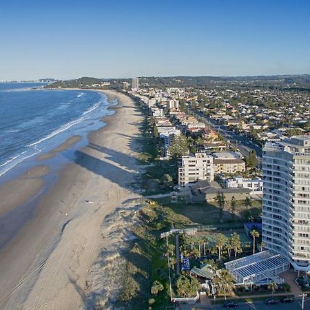 19Th Avenue On The Beach Gold Coast Buitenkant foto