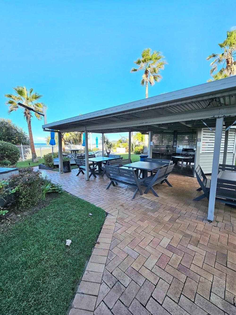 19Th Avenue On The Beach Gold Coast Buitenkant foto