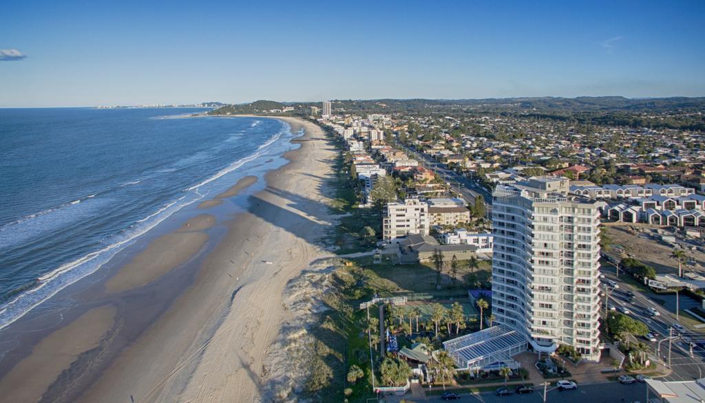 19Th Avenue On The Beach Gold Coast Buitenkant foto