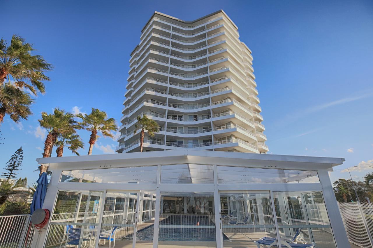 19Th Avenue On The Beach Gold Coast Buitenkant foto