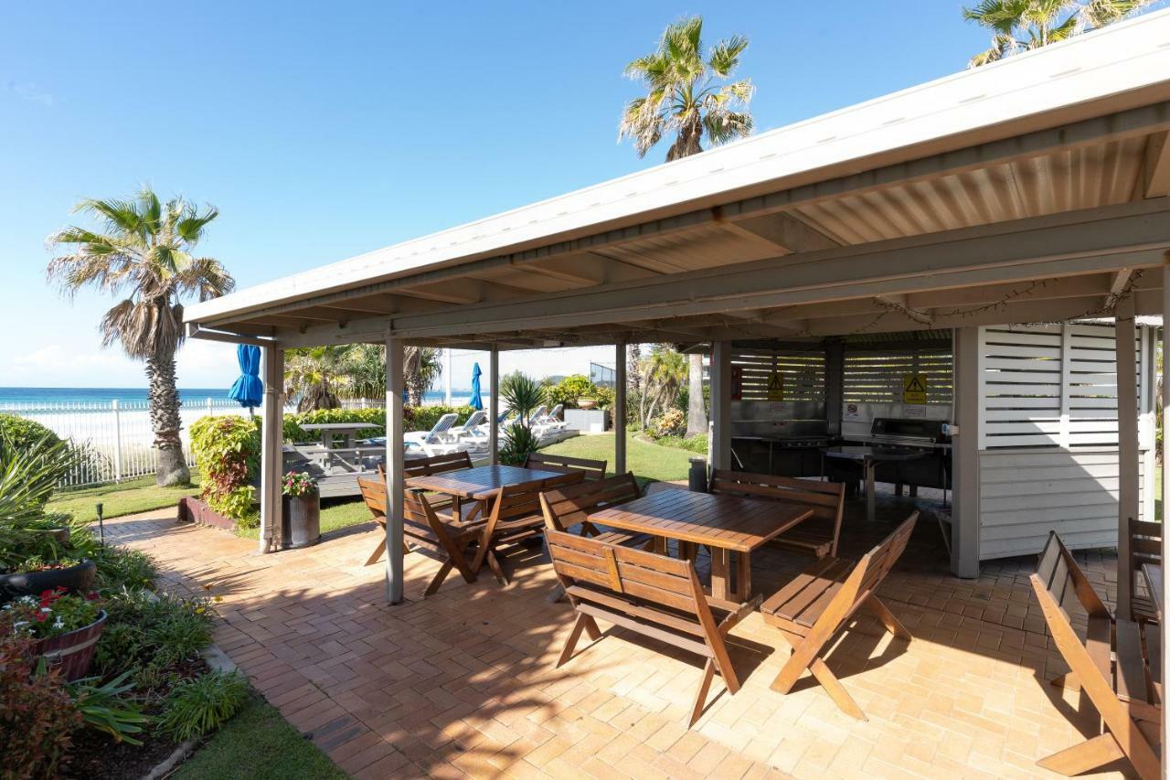 19Th Avenue On The Beach Gold Coast Buitenkant foto
