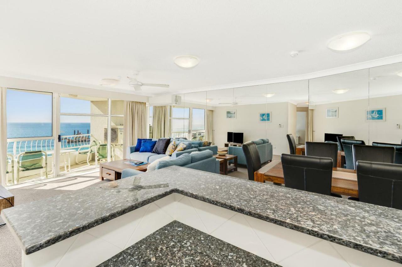 19Th Avenue On The Beach Gold Coast Buitenkant foto