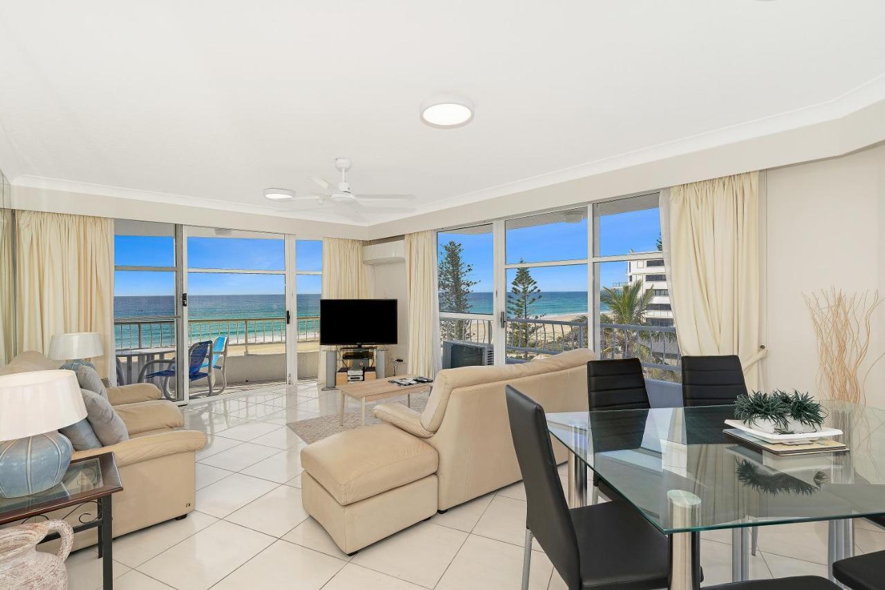 19Th Avenue On The Beach Gold Coast Buitenkant foto